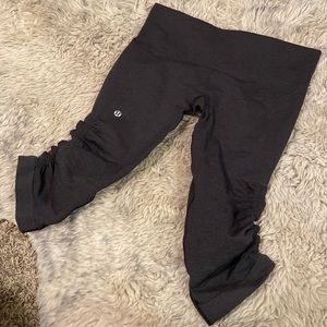 Lululemon Capri Charcoal 4